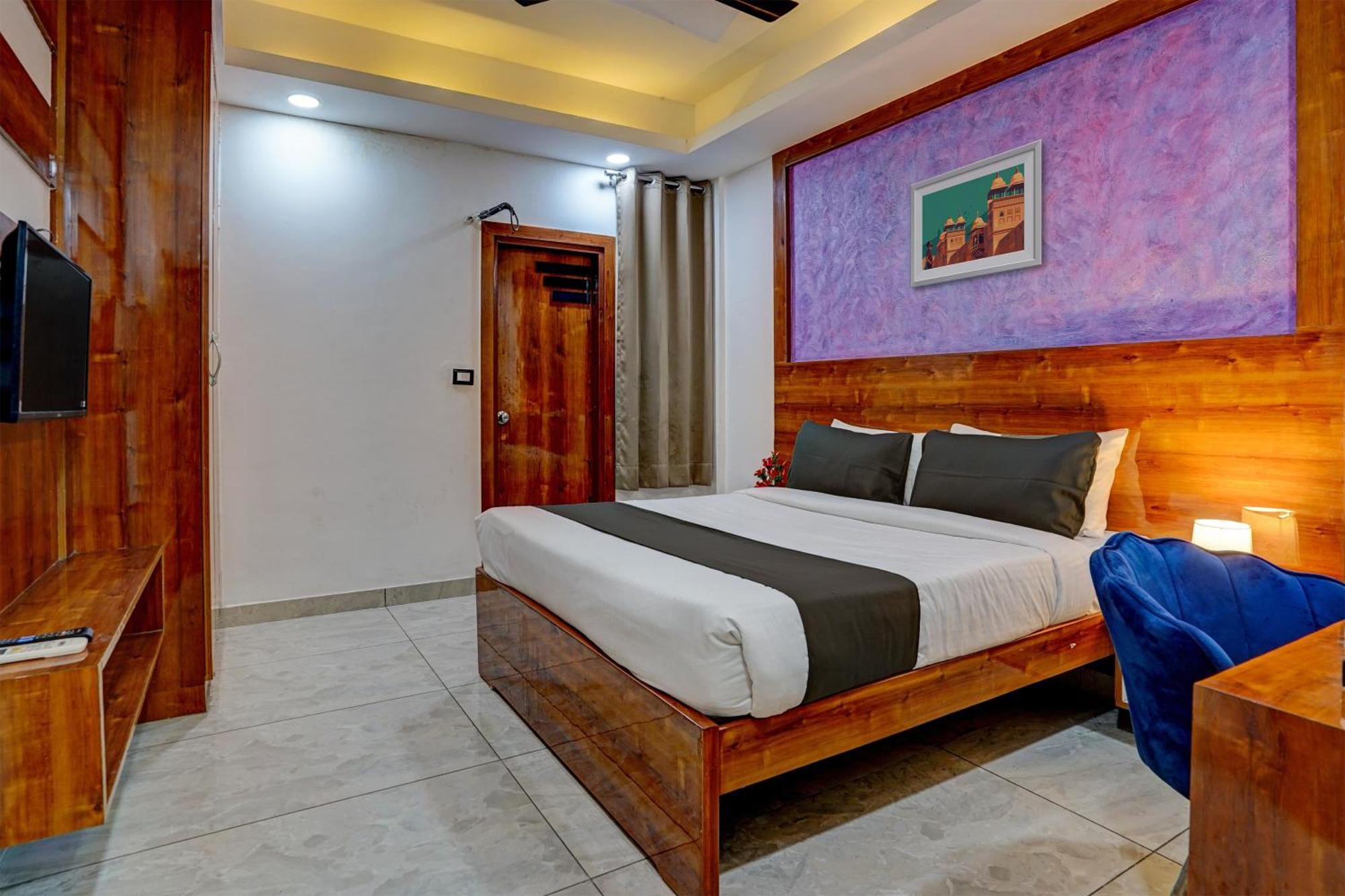 Hotel Hight Krone A Family Hotel Near Igi Airport Delhi Nové Dillí Exteriér fotografie