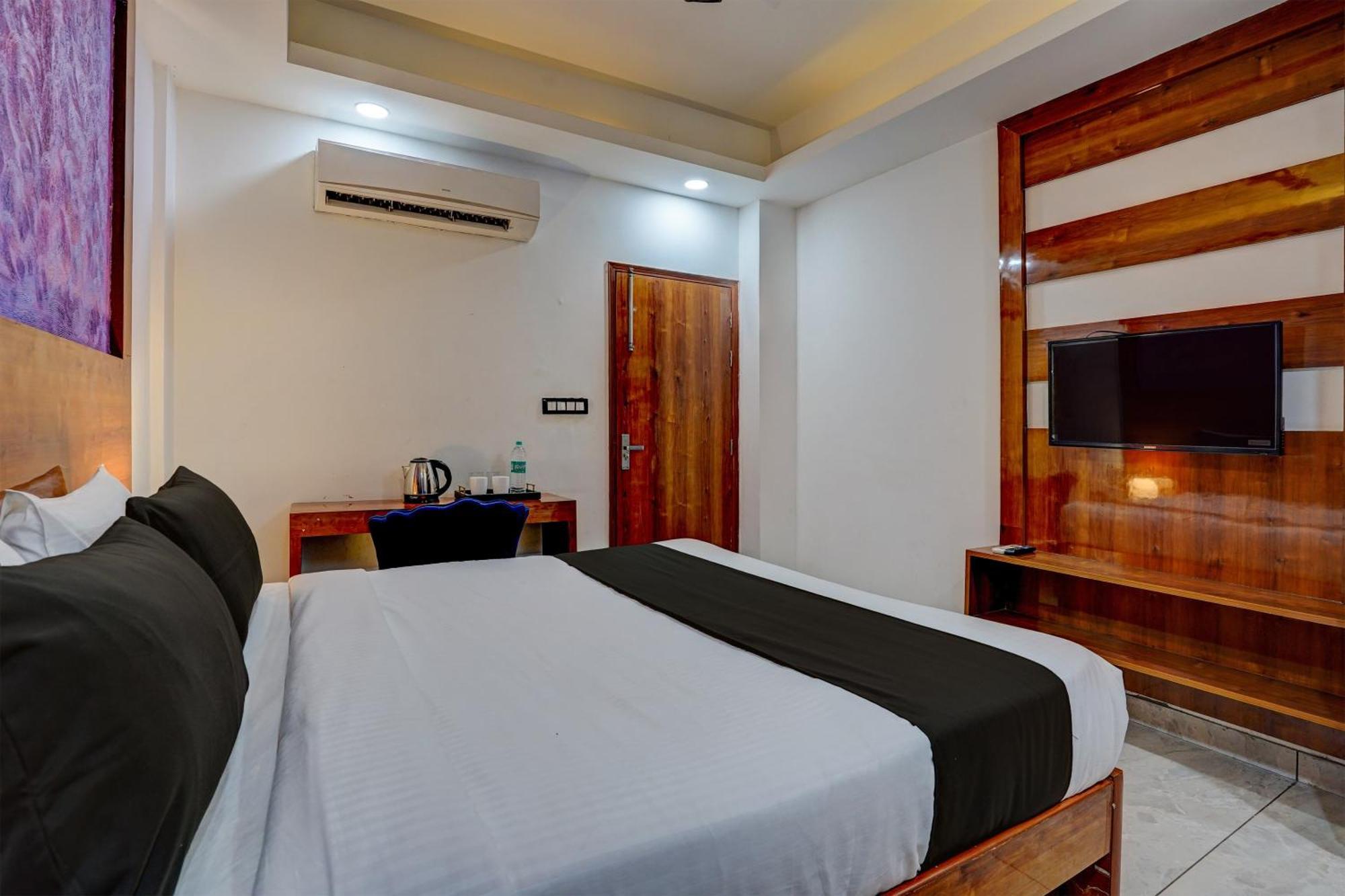 Hotel Hight Krone A Family Hotel Near Igi Airport Delhi Nové Dillí Exteriér fotografie