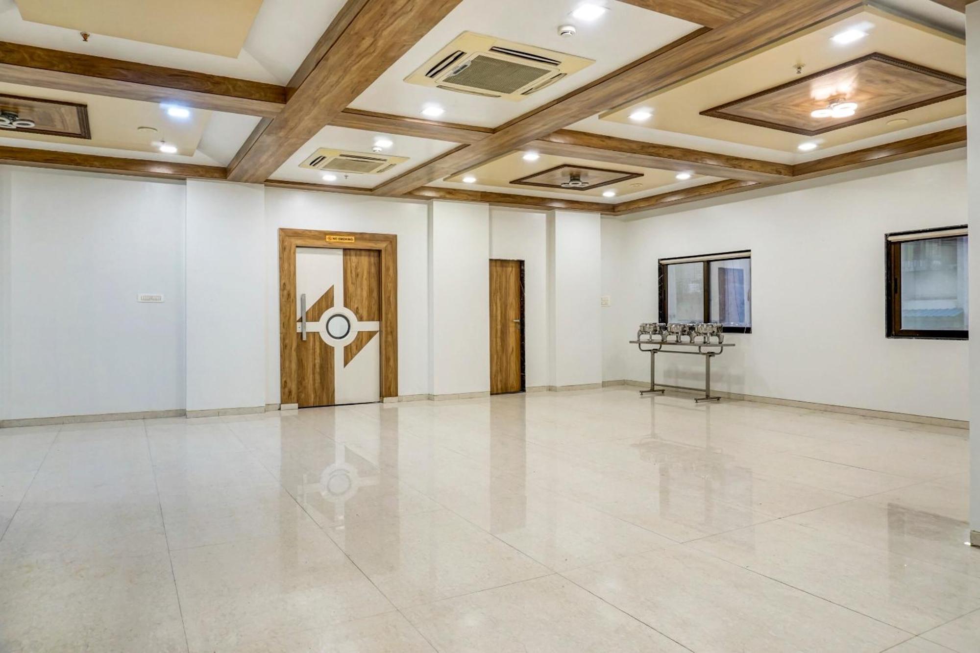 Hotel Hight Krone A Family Hotel Near Igi Airport Delhi Nové Dillí Exteriér fotografie
